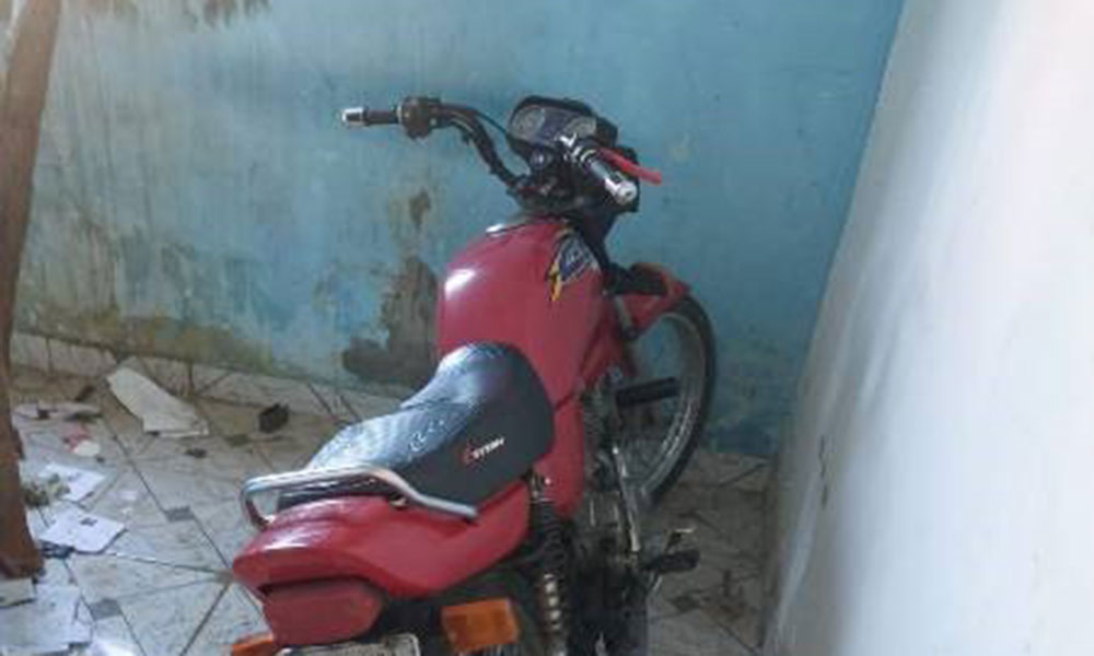 Duas motocicletas são recuperadas pela PM em Iuiu