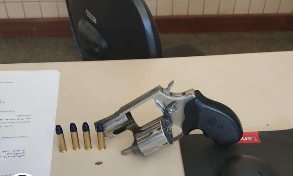 Após fuga, PM apreende arma de fogo em Botuporã