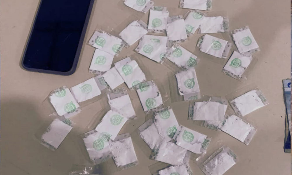PM apreende drogas e prende suspeito em Cândido Sales