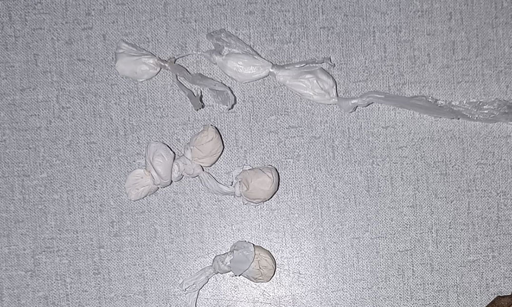 Dupla é detida com drogas em Macaúbas
