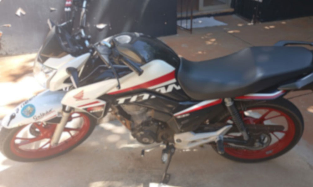 Motocicleta adulterada é apreendia pela PM em Ibipitanga