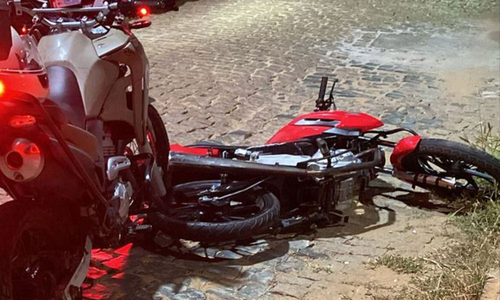 Motocicleta furtada em SP é apreendida pela PM em Caetité