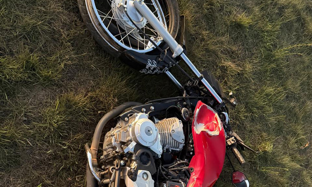Colisão envolvendo carro e motocicleta deixa homem morto na BR-415, entre Vitória da Conquista e Barra do Choça