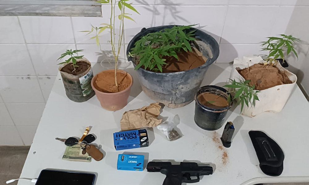 PM apreende arma, drogas e munições em Palmas de Monte Alto