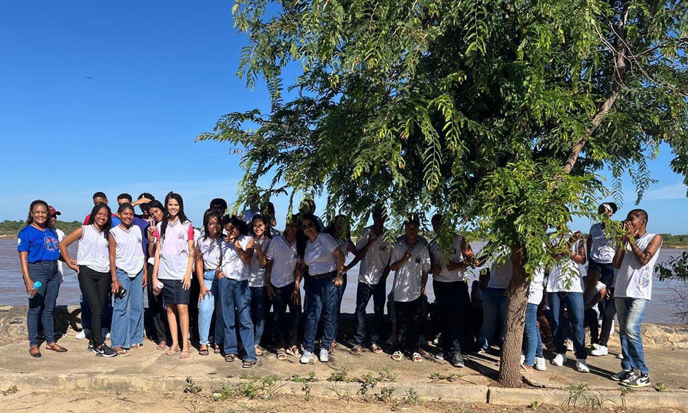 Expedição ambiental mobiliza estudantes em ações de preservação e consciência ecológica em Malhada