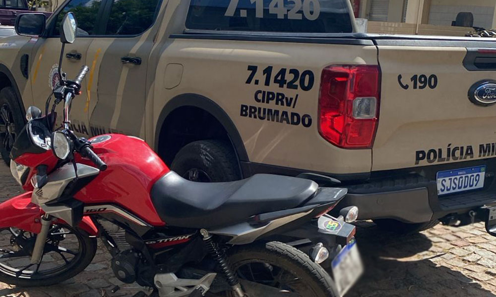 Motocicleta roubada é recuperada pela CIPRv na BA-122, em Urandi