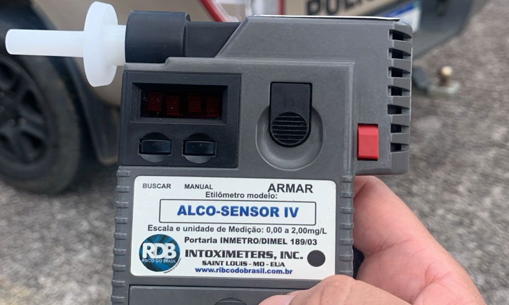 Motorista é autuado por recusar teste do bafômetro na ba-026, em Tanhaçu