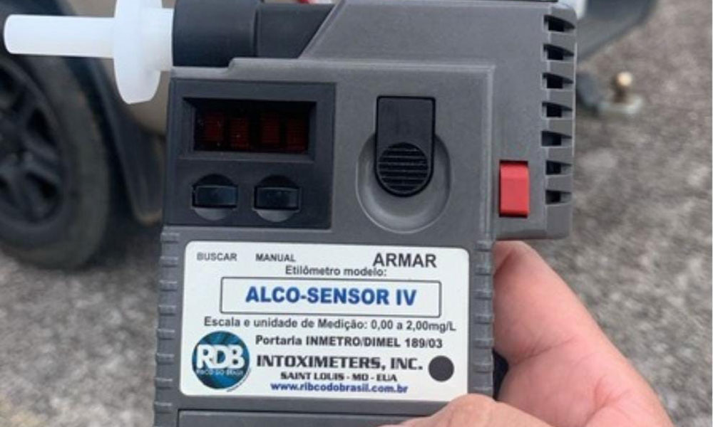 Motorista se recusa a fazer teste do bafômetro e é autuado na BA-262, em Vitória da Conquista