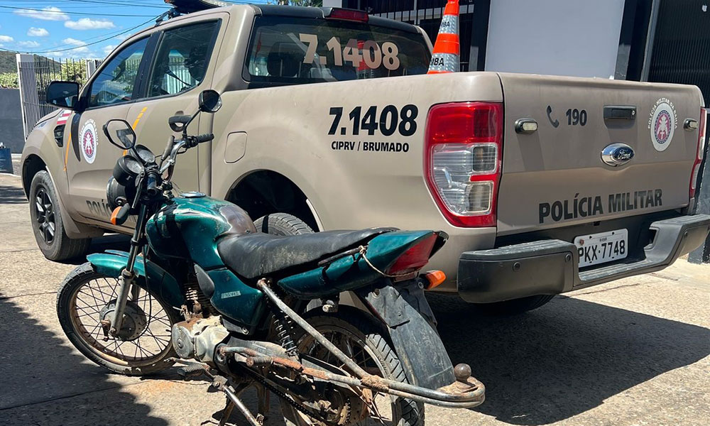 Motocicleta com restrição de roubo é recuperada pela CIPRv em Brumado