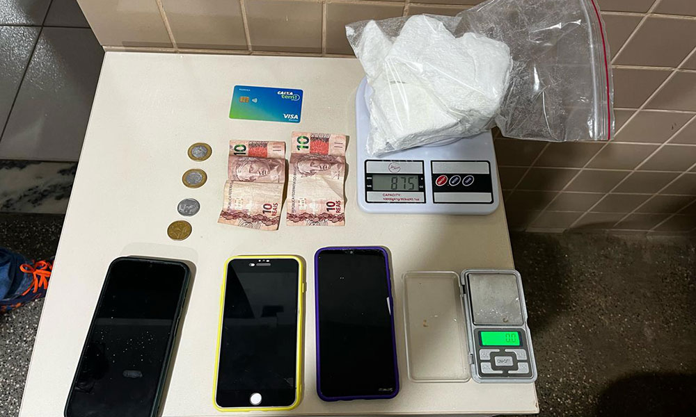 29ª CIPM apreende quase 1 kg de cocaína e detém suspeitos por tráfico em Ibitiara