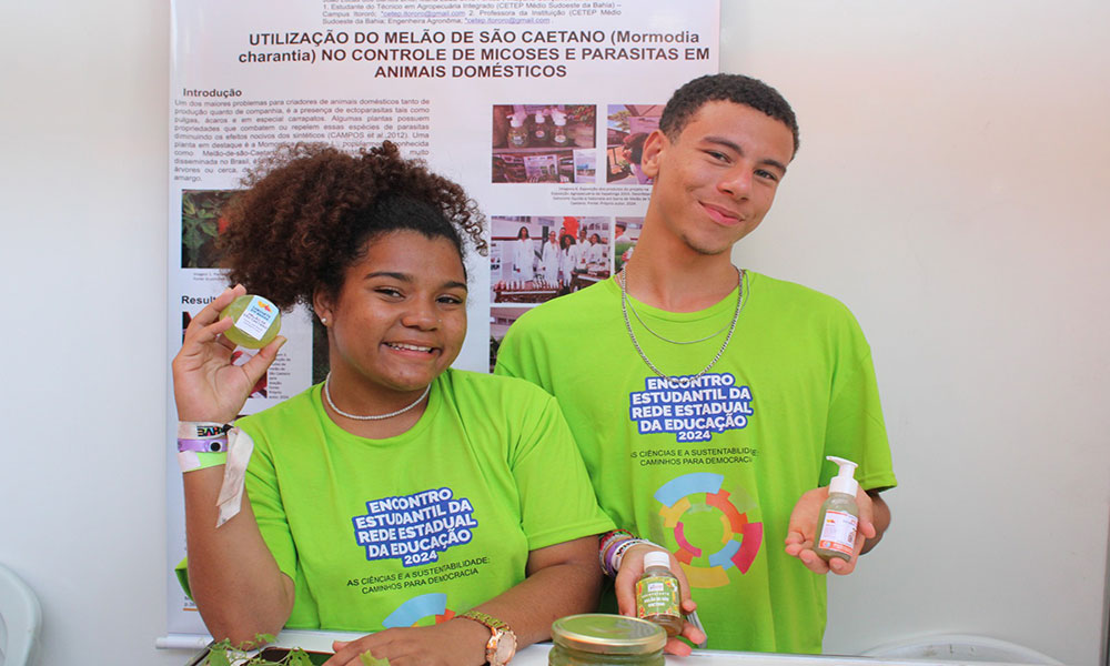 Estudantes de Itororó desenvolvem produtos naturais para combater parasitas em animais domésticos