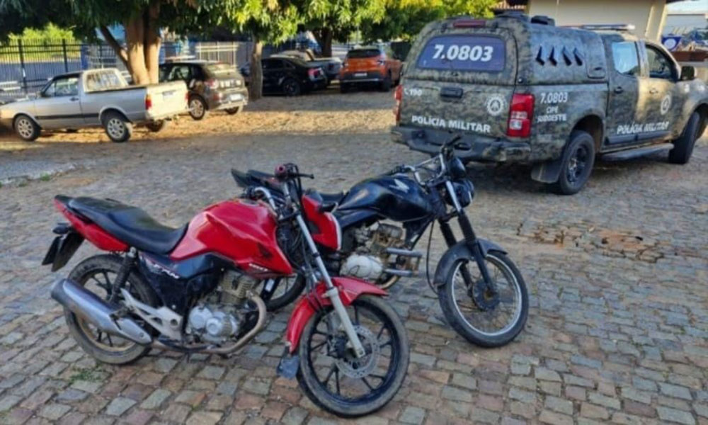 Duas motocicletas são apreendidas pela Polícia Militar em Malhada
