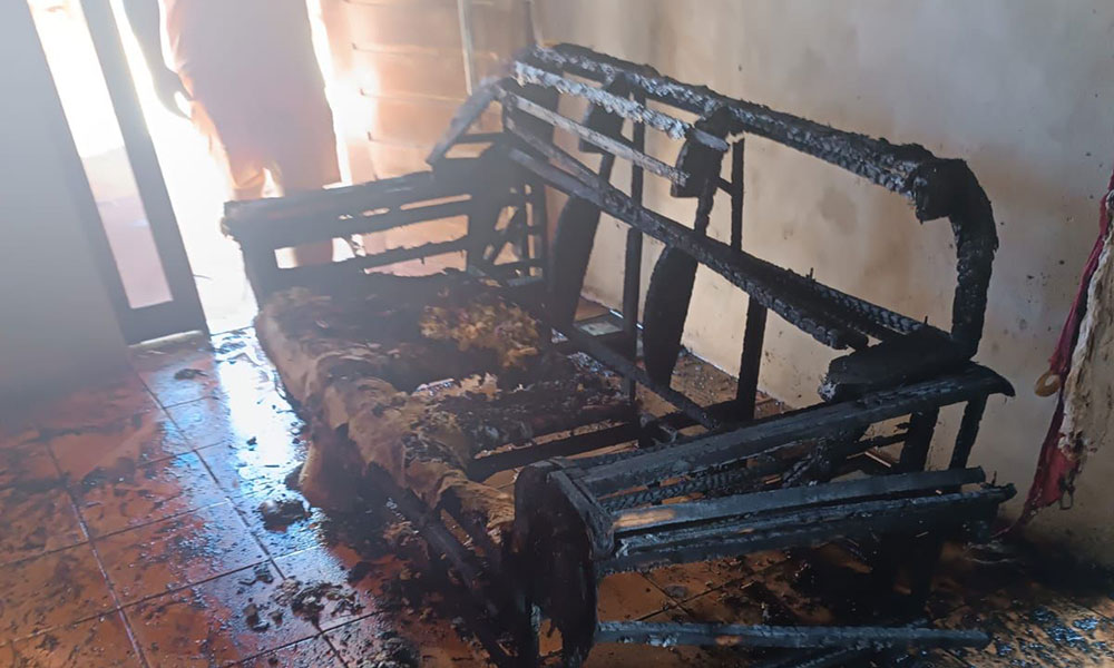 Família perde tudo em incêndio na zona rural de Livramento de Nossa Senhora e pede ajuda para recomeçar