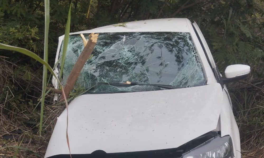 Colisão frontal entre dois veículos deixa feridos graves na BA-262, entre Aracatu e Anagé