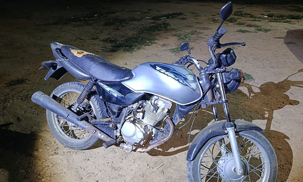 CIPRv apreende motocicleta com restrição de roubo durante abordagem em Vitória da Conquista