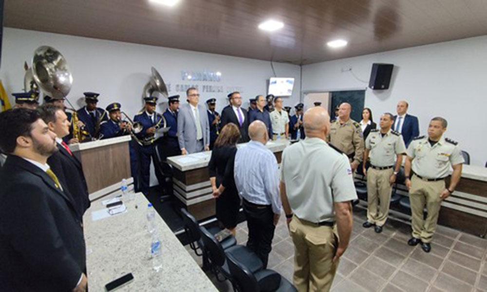 Câmara de Rio de Contas realiza Sessão Solene em homenagem aos 200 anos da Polícia Militar da Bahia