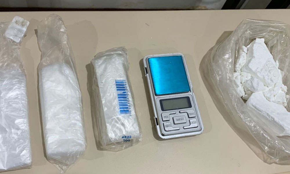 Homem é preso por tráfico de drogas no centro de Vitória da Conquista