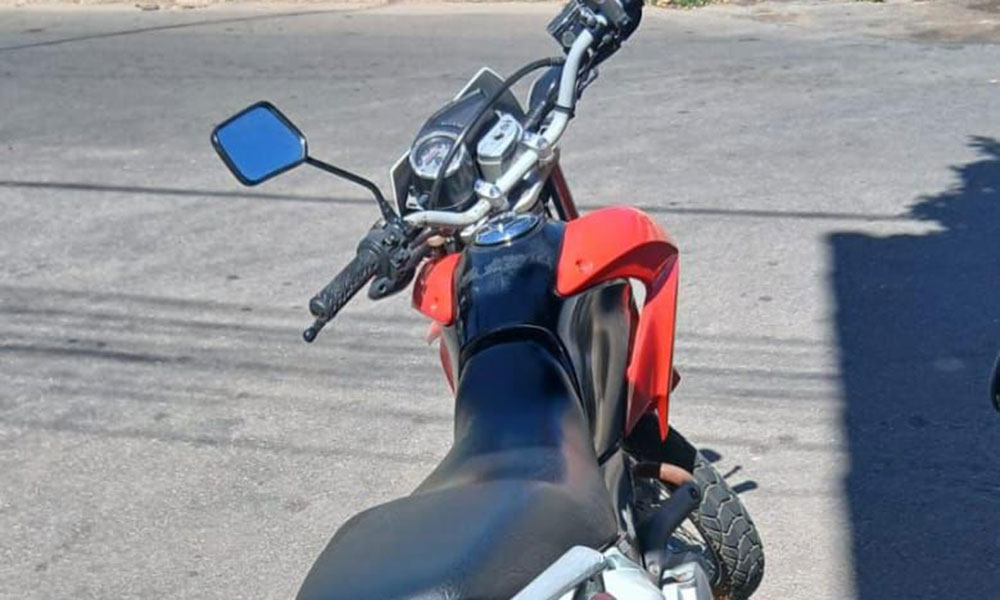 Motocicleta com restrição de roubo é apreendida pela 94ª CIPM em Caetité