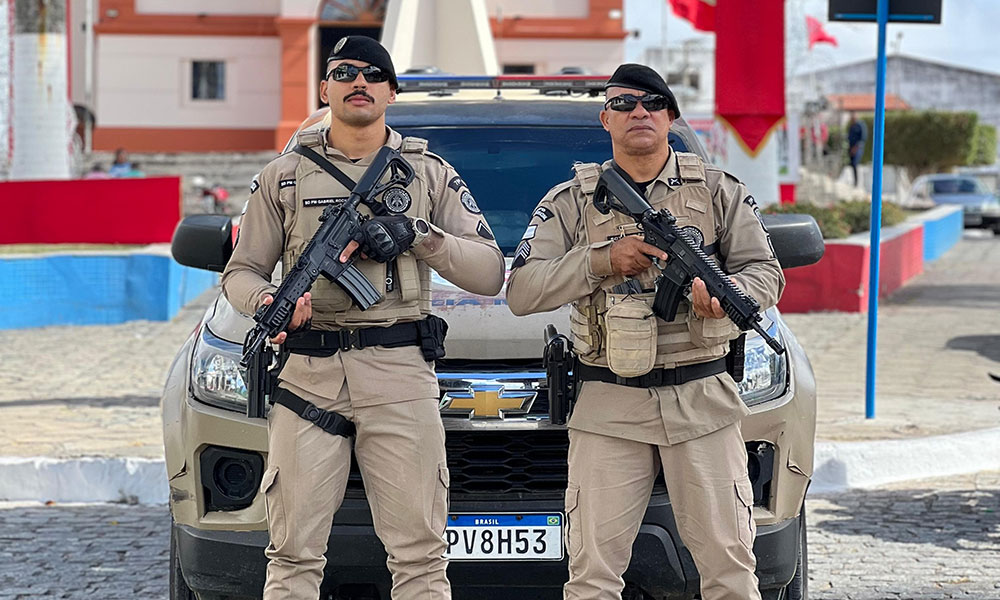 Pai e filho dividem farda e missão na 79ª CIPM em Poções