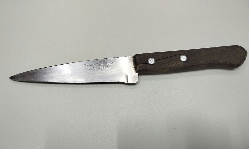 Homem é preso acusado de agredir e ameaçar companheira com faca em Macaúbas