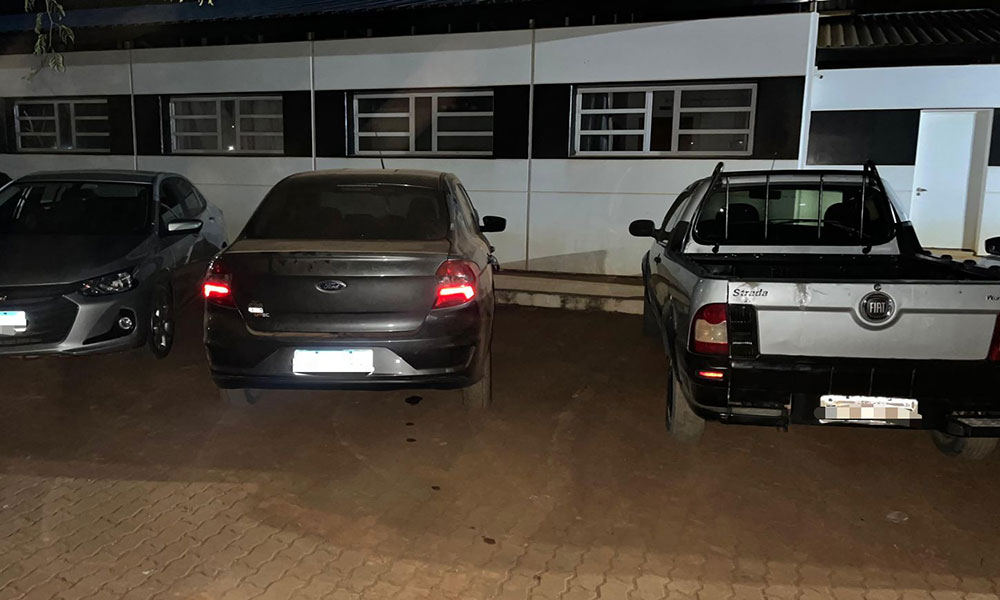 PM recupera veículos roubados e conduz suspeitos por receptação em Caetité