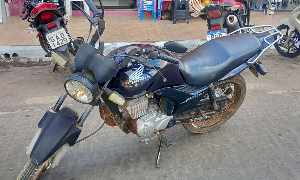 CIPRv apreende motocicleta com motor adulterado durante abordagem em Caculé