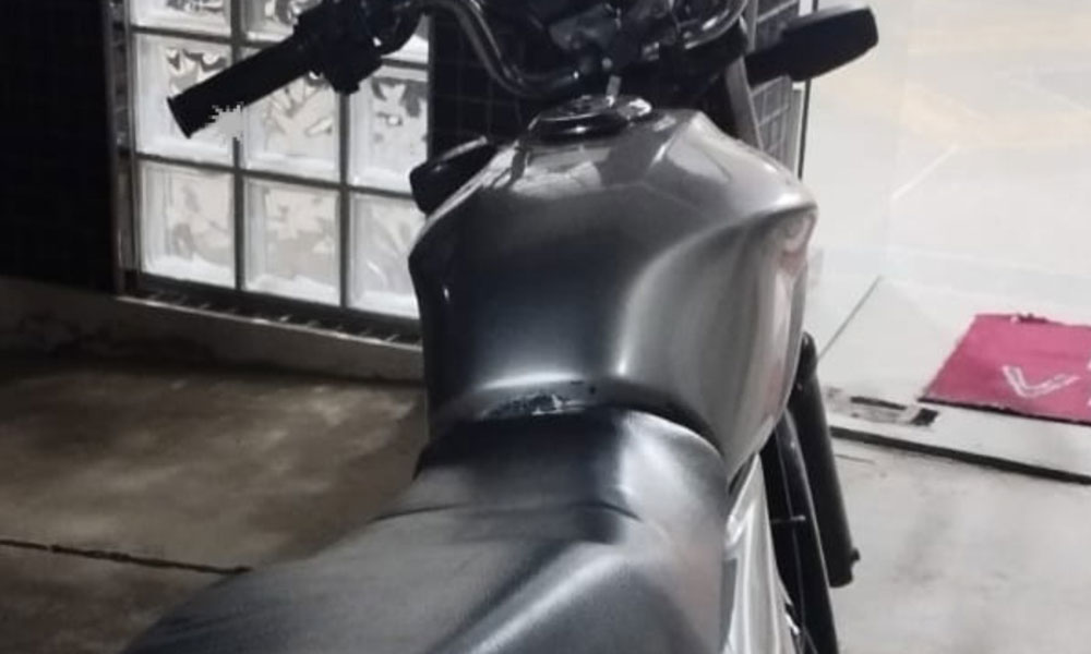 Motocicleta com sinal identificador adulterado é apreendida pela PM em Botuporã