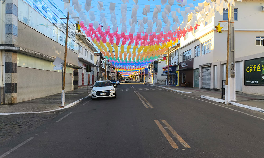 Em respeito ao Corpus Christi, comércio de Livramento de Nossa Senhora fecha mesmo sem feriado municipal