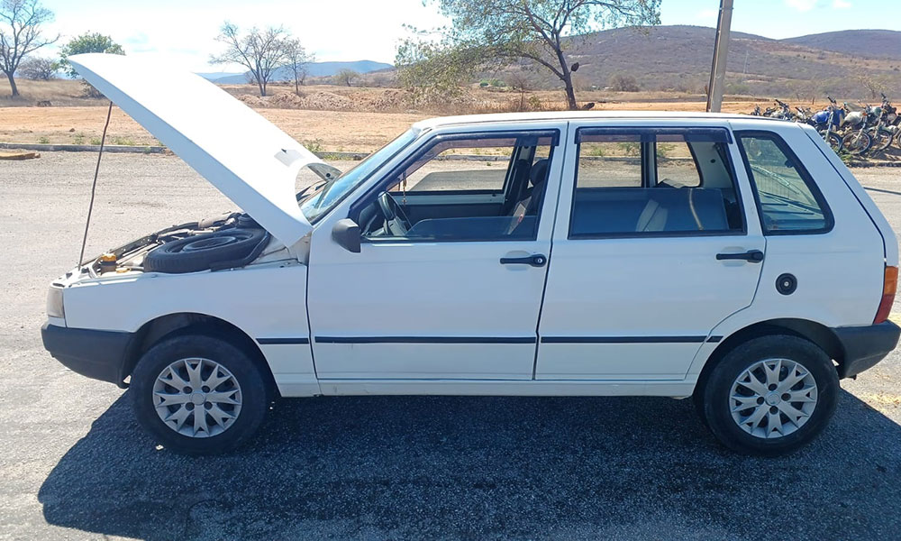 CIPRv apreende veículo com motor adulterado na BA-262, em Brumado