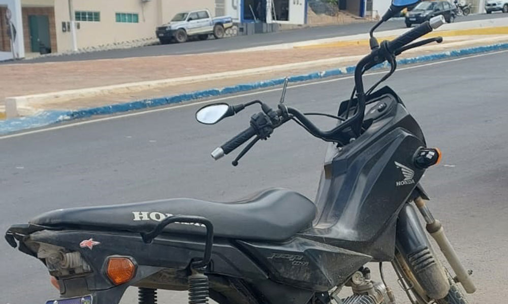 Motocicleta adulterada é apreendida pela CIPRv durante Operação Força Total em Tanhaçu