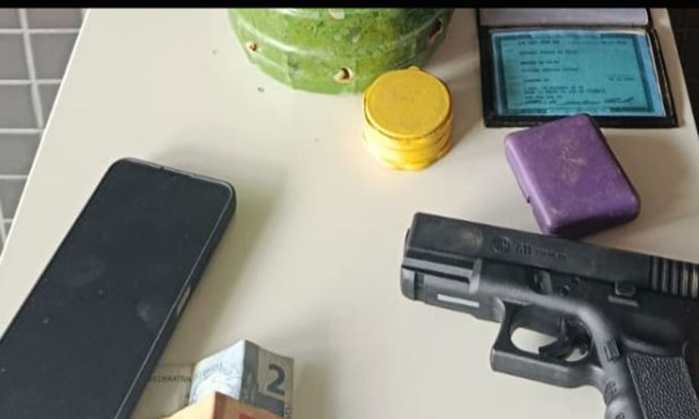 79ª CIPM prende homem que ameaçava mulheres com simulacro de arma em Anagé