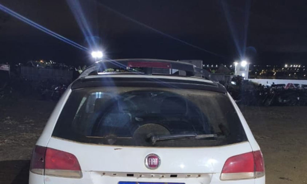 CIPRv apreende veículo com placa adulterada durante abordagem em Vitória da Conquista