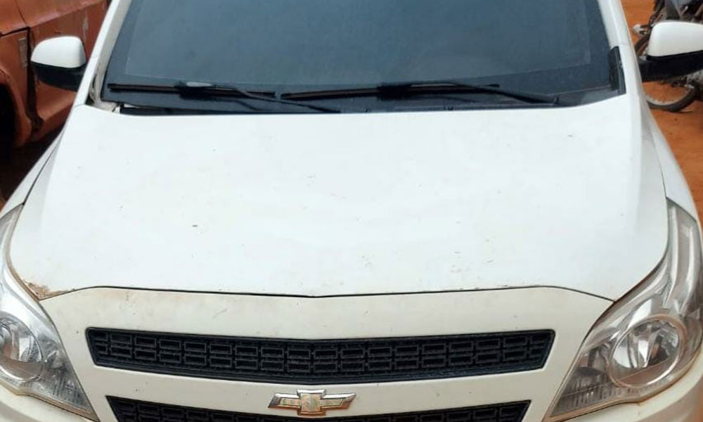 Carro adulterado é apreendido pelo 24º BPM em Tanhaçu