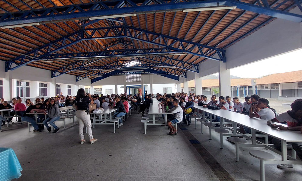 Polícia Civil leva conscientização sobre violência de gênero às escolas em Jequié