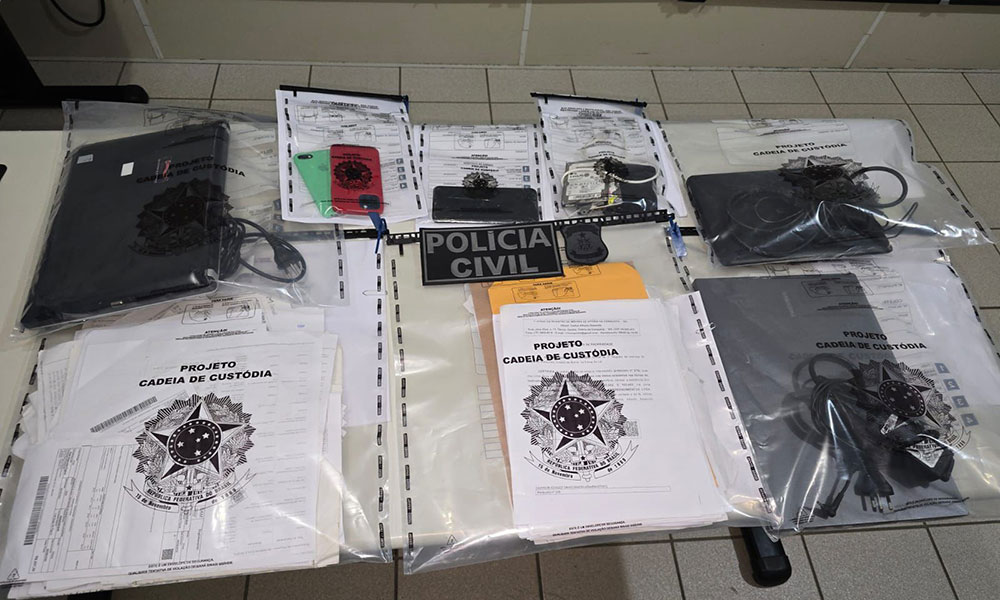 Polícia Civil cumpre mandado de busca e apreensão contra advogado investigado por fraudes em Vitória da Conquista