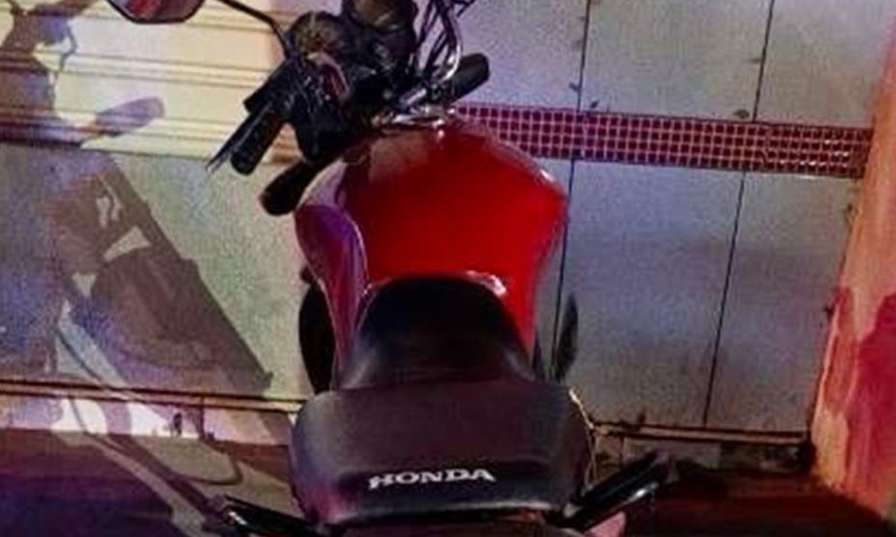 Motocicleta com restrição de furto é apreendida em Guanambi