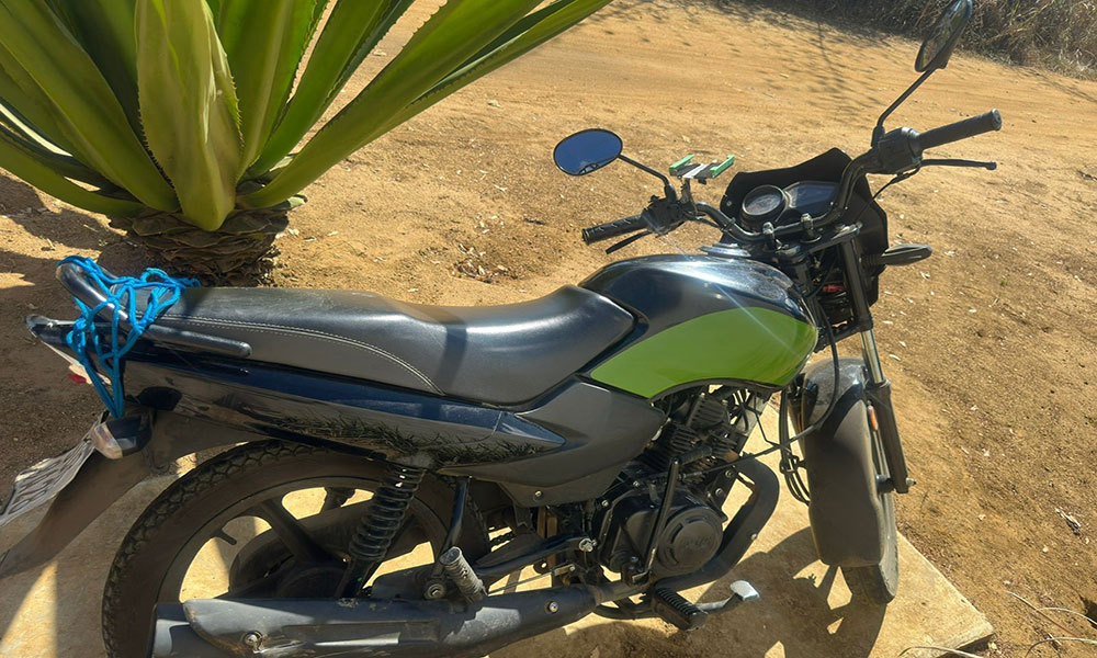Motociclista fica ferido em colisão com caminhão na BR-415, em Vitória da Conquista