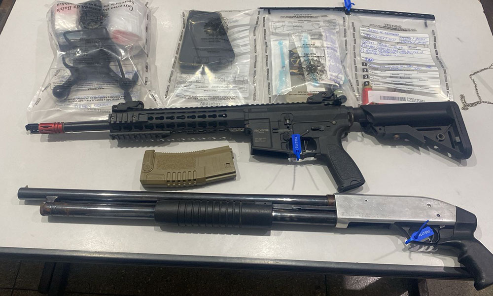 Polícia Militar e Civil apreendem armas e drogas em operação em Brumado