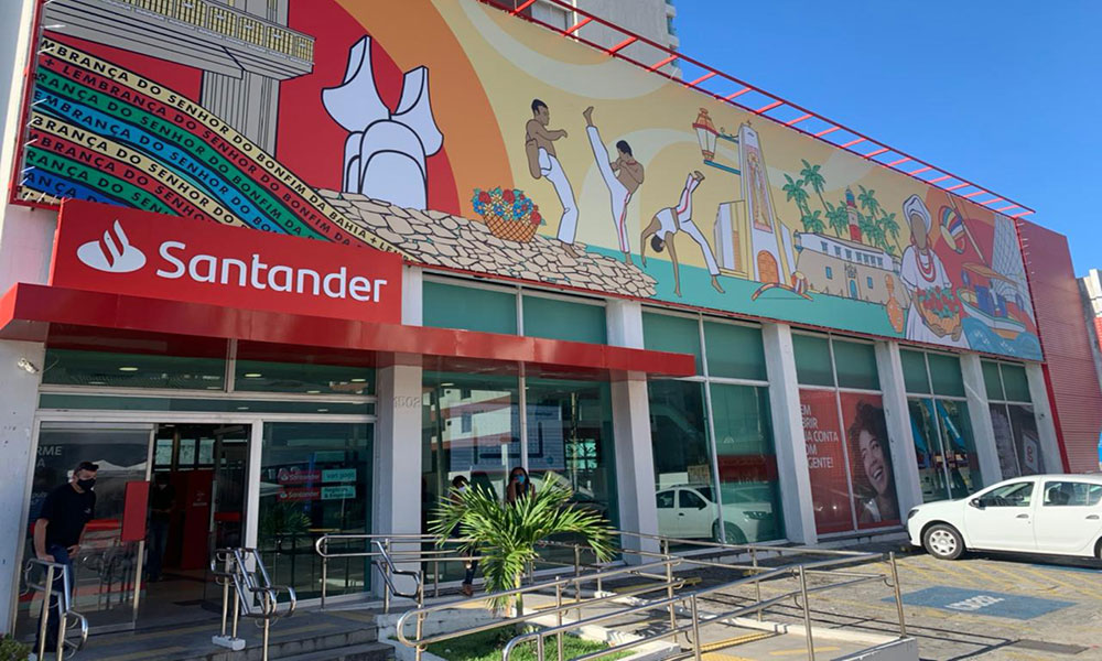Santander oferece mais de 100 vagas para especialista patrimonial na Bahia com salário inicial de R$ 7 mil