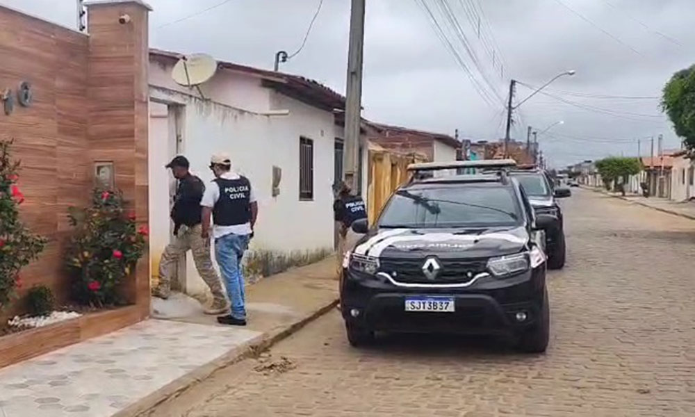 Adolescente é apreendido por ato infracional análogo a crimes virtuais de abuso sexual e instigação à automutilação em Maracás