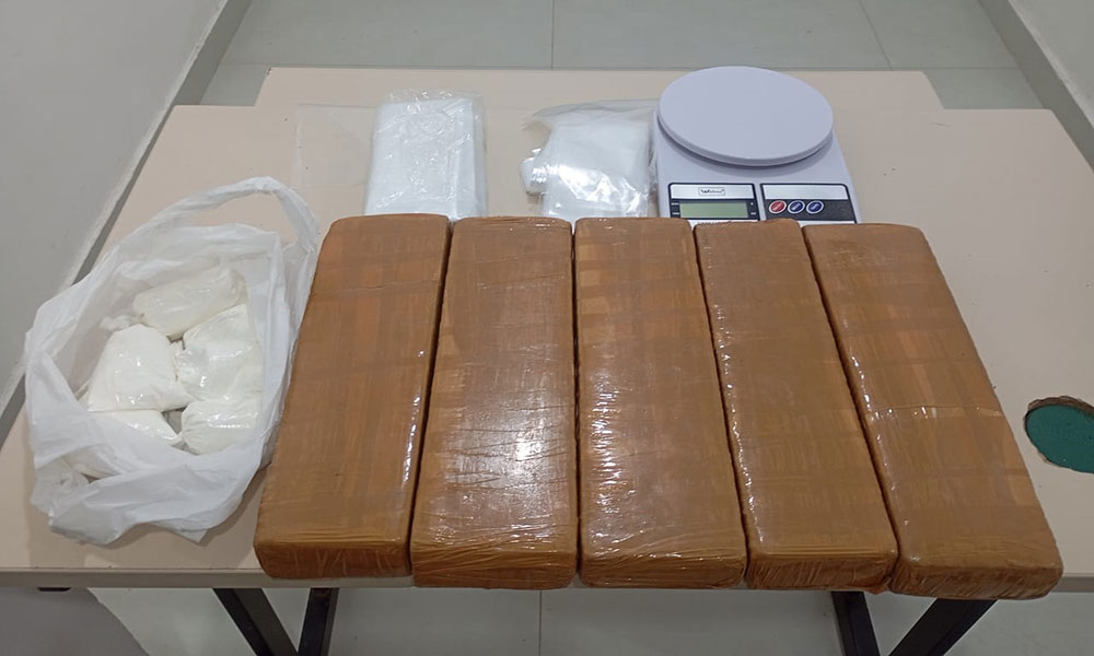 PM apreende mais de 5kg de drogas em Vitória da Conquista