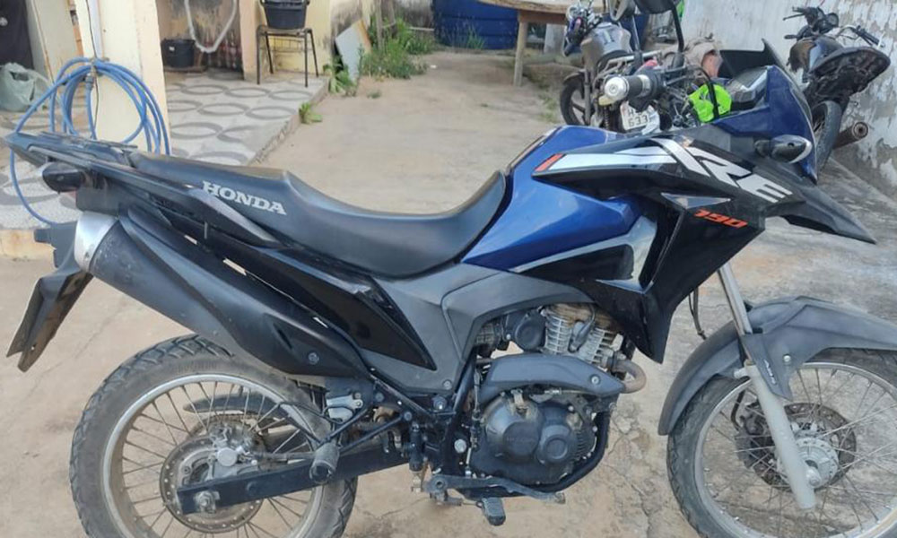 79ª CIPM apreende motocicleta com indícios de clonagem em Bom Jesus da Serra