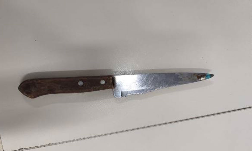 Homem é levado à Delegacia após ameaçar esposa com faca em Candiba
