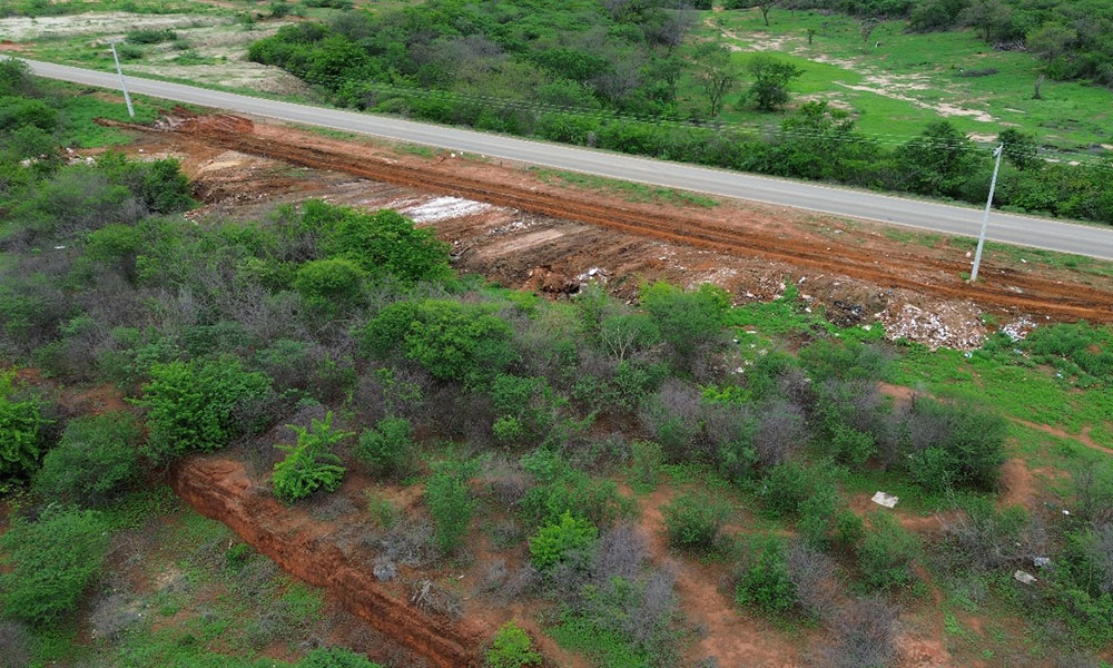 Prefeitura realiza ação de limpeza em áreas públicas de Livramento