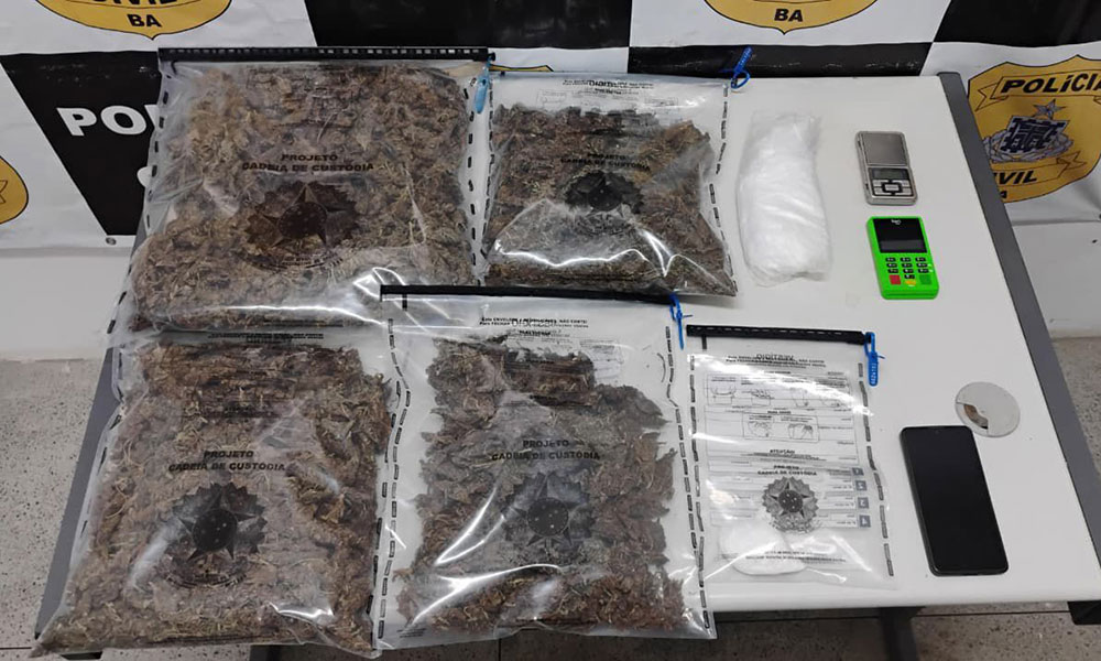 Porções de maconha e cocaína são apreendidas durante Operação Narke 5 em Jequié
