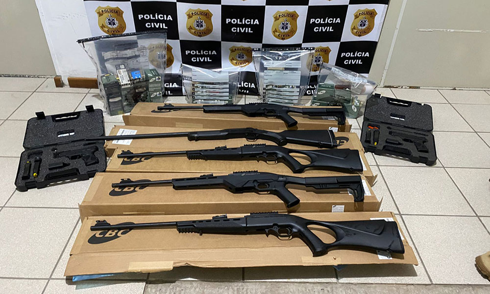 Operação Orion Scorpii fecha três lojas, apreende R$ 200 mil e armas de calibre restrito na Bahia