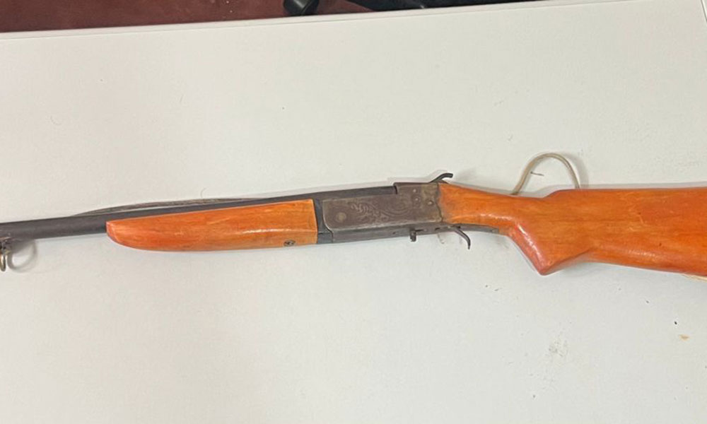 Polícia apreende espingarda após fuga de suspeito em área rural de Ibitiara