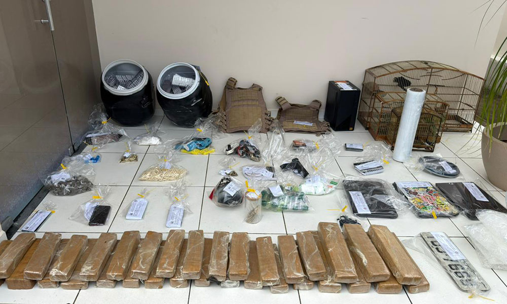 Operação conjunta apreende grande arsenal e grande quantidade de drogas em Cândido Sales