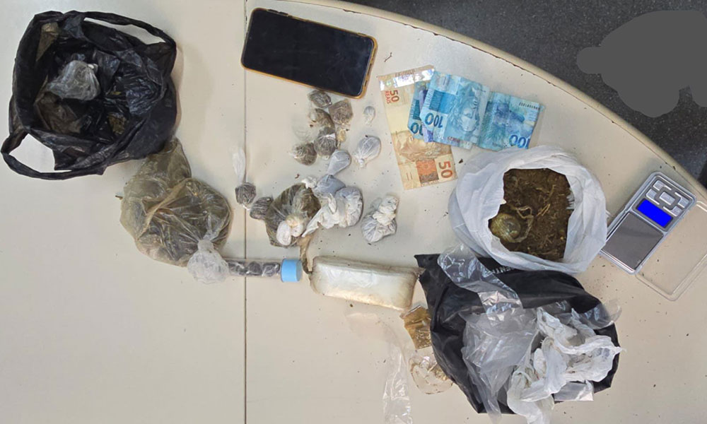 Rondesp Meio Oeste apreende drogas e conduz dois suspeitos em Guanambi