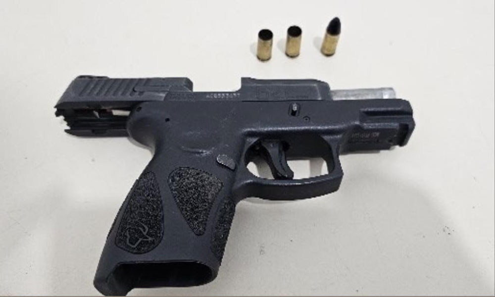 Homem é preso por ameaça e porte ilegal de arma de fogo no bairro Felícia, em Vitória da Conquista